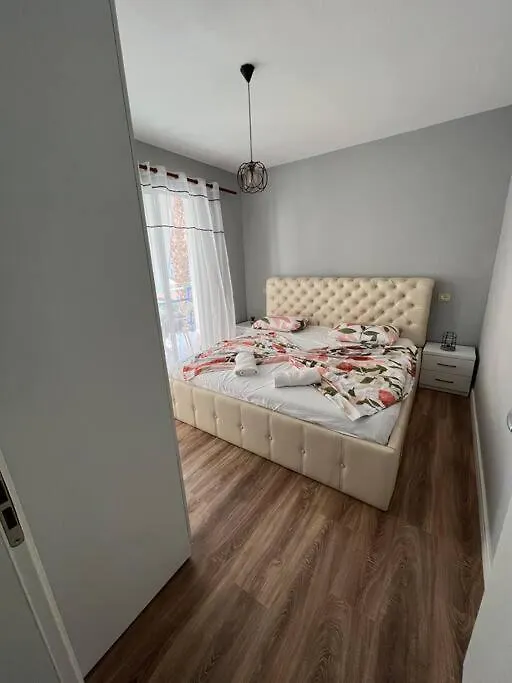 Apartment Sunny Retreat Home On The Beach Golem  Albania